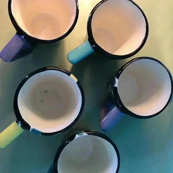 4 Handmade Mugs Ceramic Black & Multicolor Dots - Picture 5 of 8